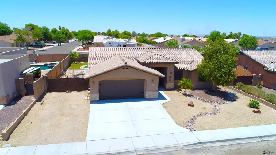 10190 S GALAXY AVE, Yuma, AZ 85367 - #2