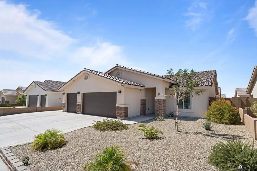 12586 E 51 ST, Yuma, AZ 85367 - #2