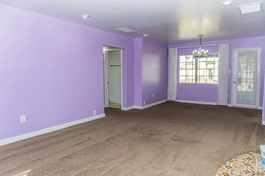 405 S 24 AVE, Yuma, AZ 85364 - #3