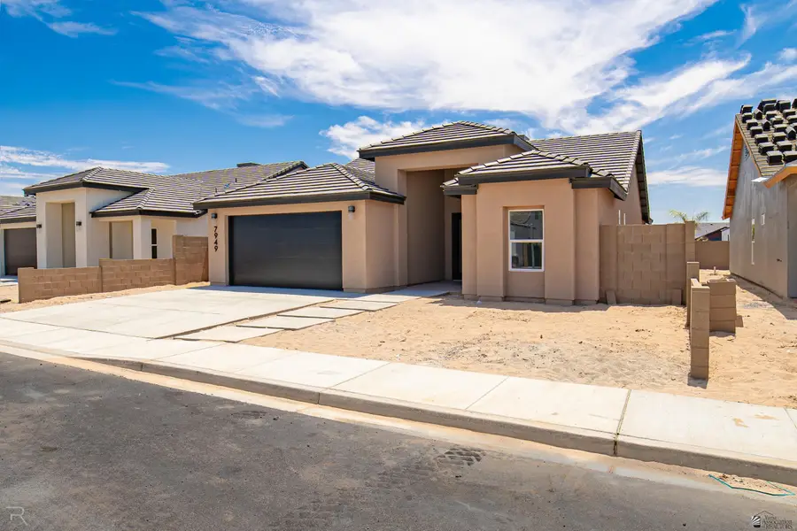 7949 E 34 PL, Yuma, AZ 85365 - #2