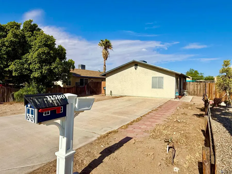 11580 S PHOENIX DR, Yuma, AZ 85367 - #2