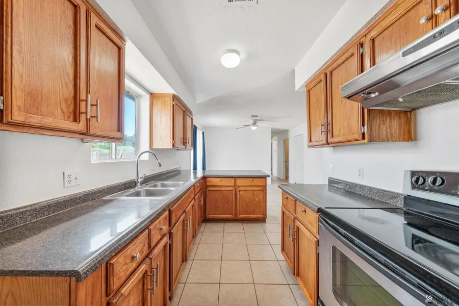 1718 S 47 DR, Yuma, AZ 85364 - #2