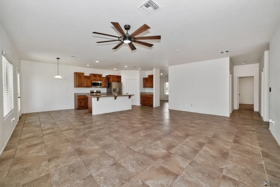 4209 W 27 LN, Yuma, AZ 85364 - #3