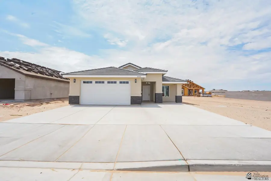 10745 E 45 LN, Yuma, AZ 85367 - #3