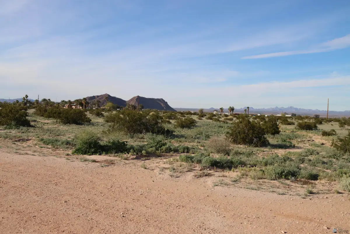 37818 GOLD DUST DR, Wellton, AZ 85356 - #1