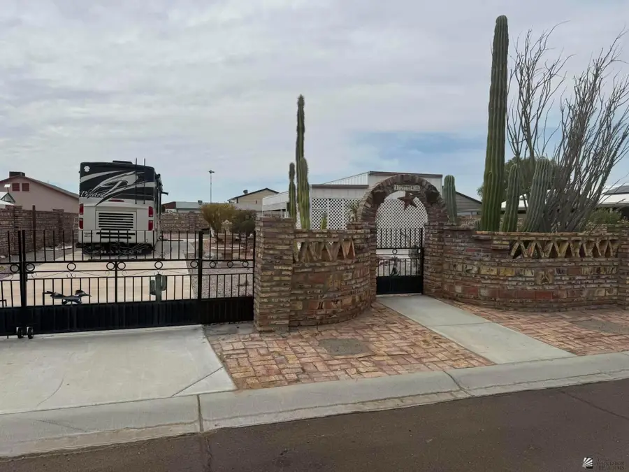 12743 E 45 Dr, Yuma, AZ 85367 - #2