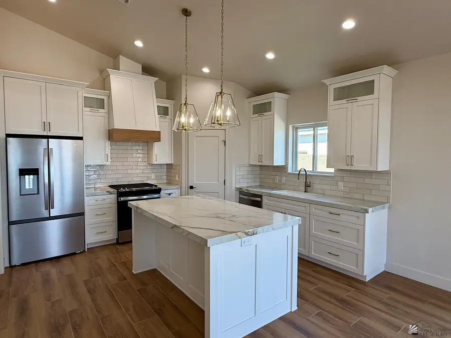 10717 E 46 Pl, Yuma, AZ 85367 - #2