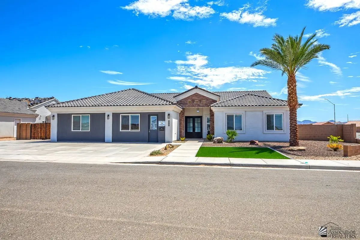 4595 S Villa Serena Dr, Yuma, AZ 85365 - #1