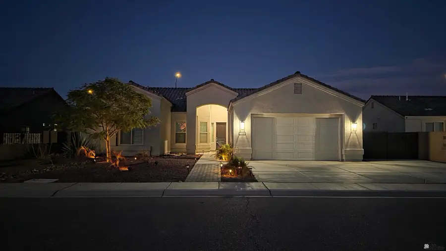 3745 S Falcon Dr, Yuma, AZ 85365 - #3