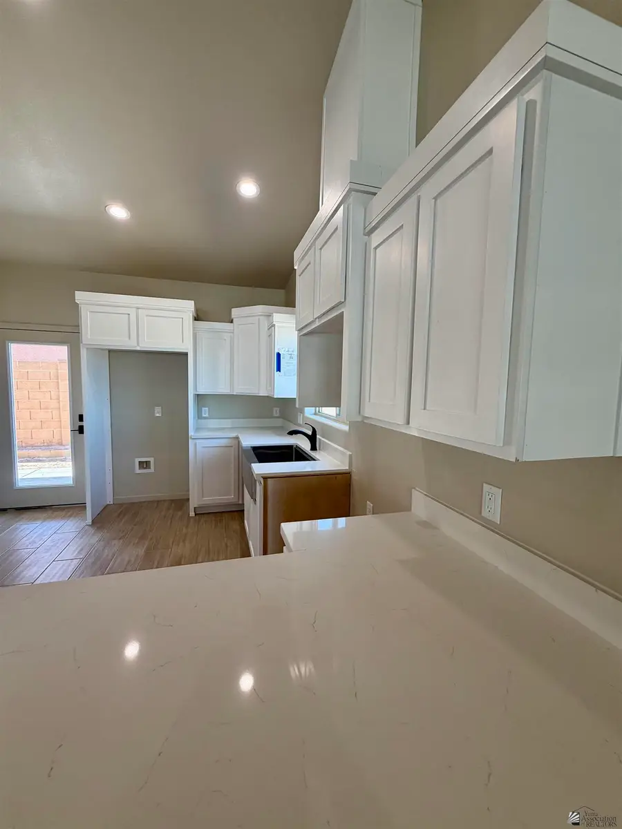 7509 E 24 Pl, Yuma, AZ 85365 - #2