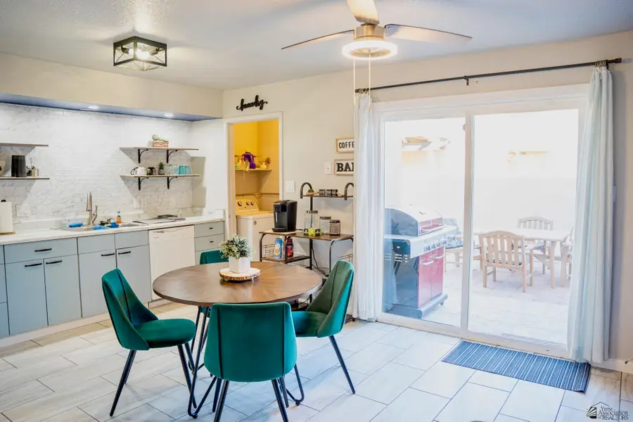 2490 W Yowell Ct, Yuma, AZ 85364 - #3