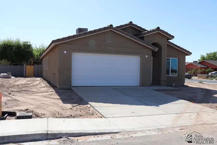 1209 S San Joaquin, Somerton, AZ 85350 - #3