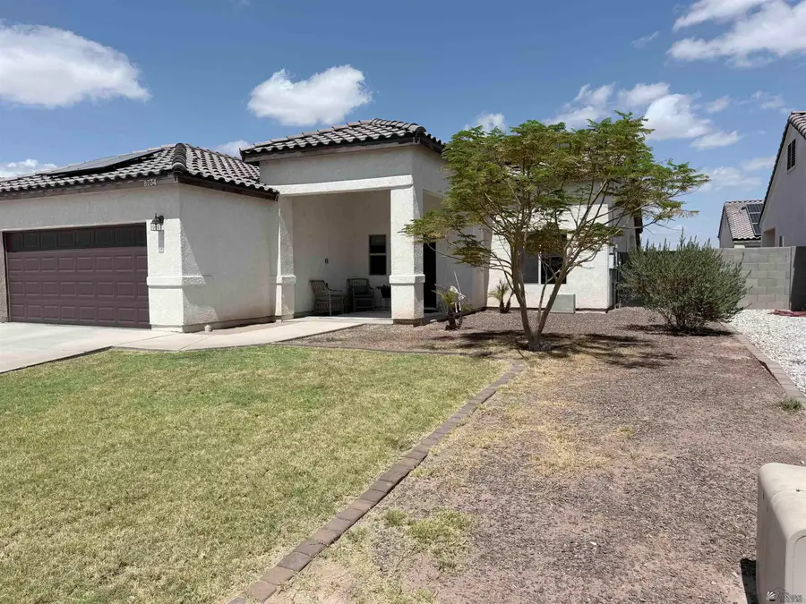 8734 E 41 Pl, Yuma, AZ 85365 - #2