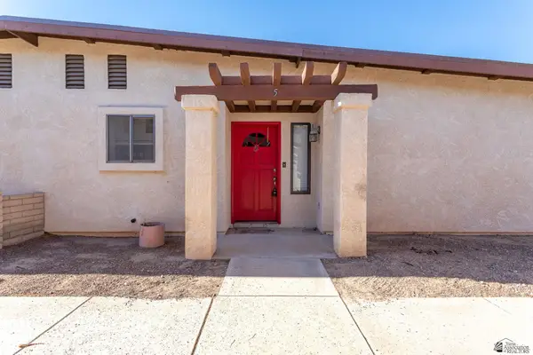 1465 E Laguna Pl, Yuma, AZ 85364