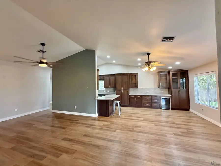 2117 S 33 Dr, Yuma, AZ 85364 - #2