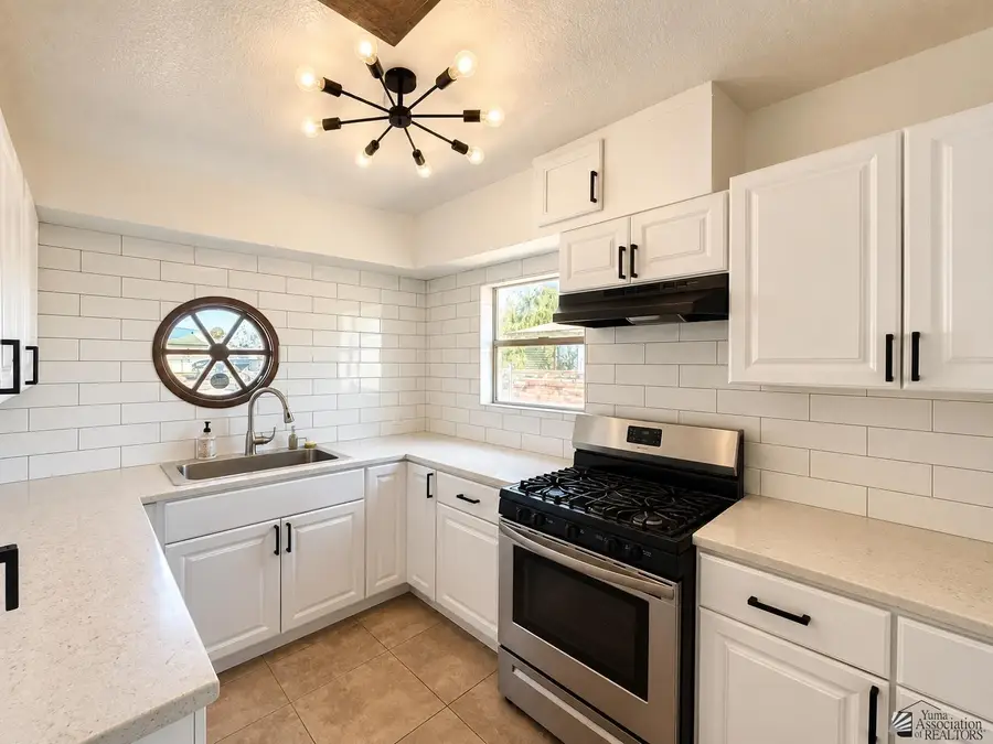 1512 S 6 Ave, Yuma, AZ 85364 - #3