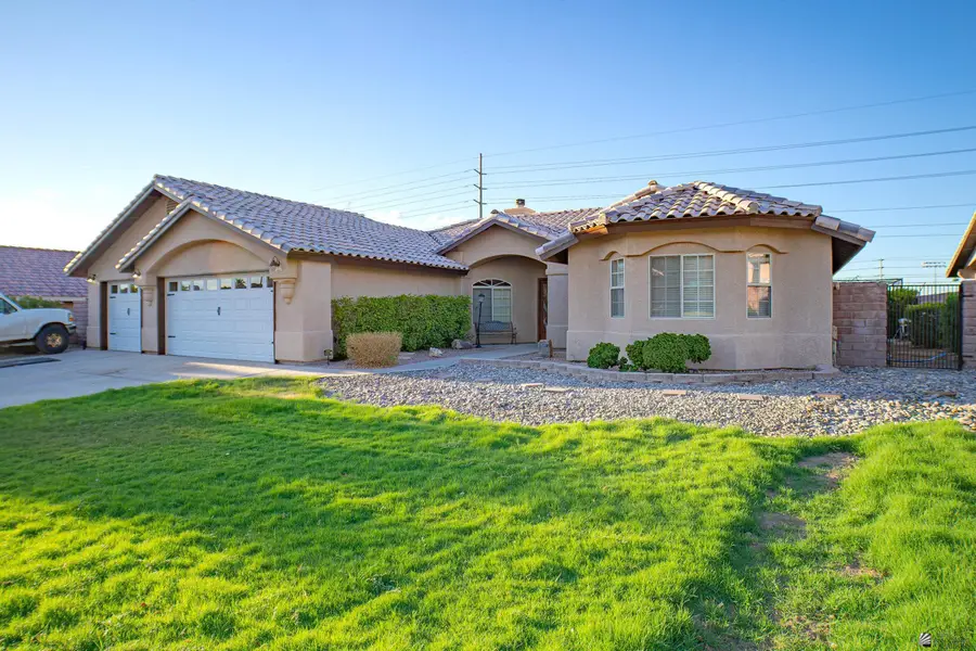 1464 W 32 Pl, Yuma, AZ 85365 - #2