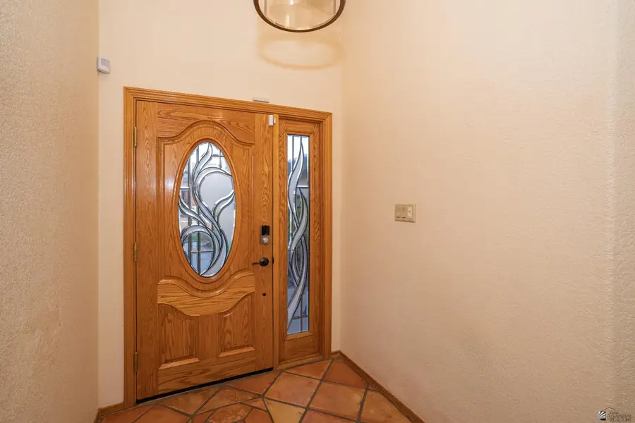 1464 W 32 Pl, Yuma, AZ 85365 - #3