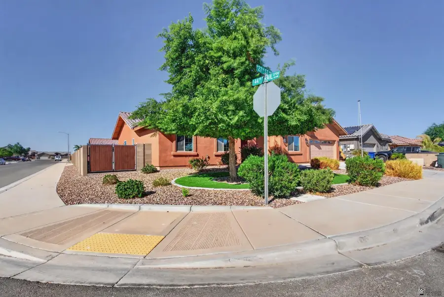 4490 W 27 St, Yuma, AZ 85364 - #2