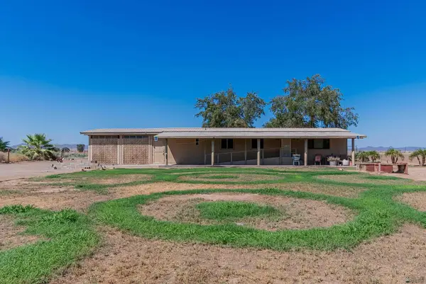 7851 S Cottonwood Ln, Yuma, AZ 85364