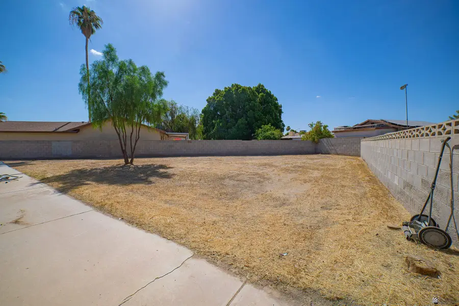 3076 W London Dr, Yuma, AZ 85364 - #2