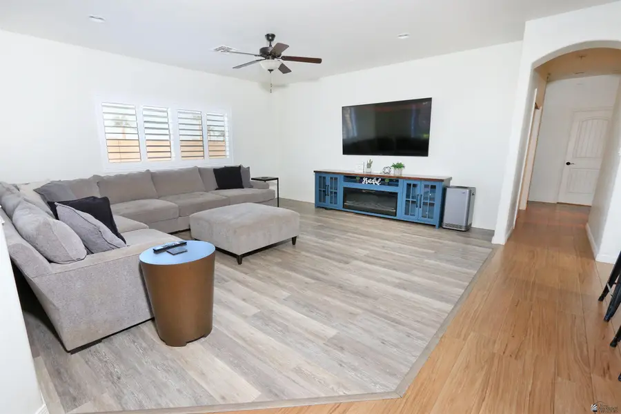 11284 S Sally Dr, Yuma, AZ 85367 - #3