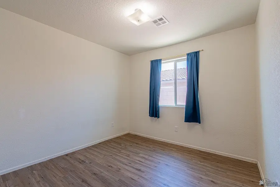 7912 E 44 Ln, Yuma, AZ 85365 - #2