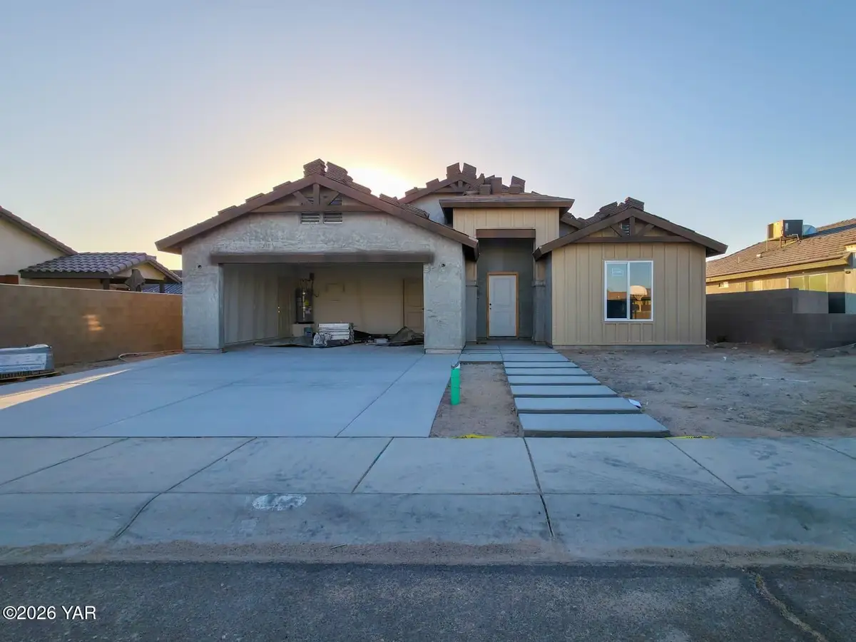 144 N Gutierrez Avenue, San Luis, AZ 85349 - #1