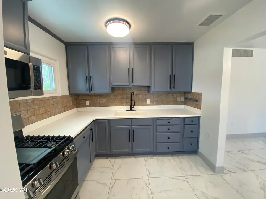 2413 S 7th Avenue, Yuma, AZ 85364 - #3