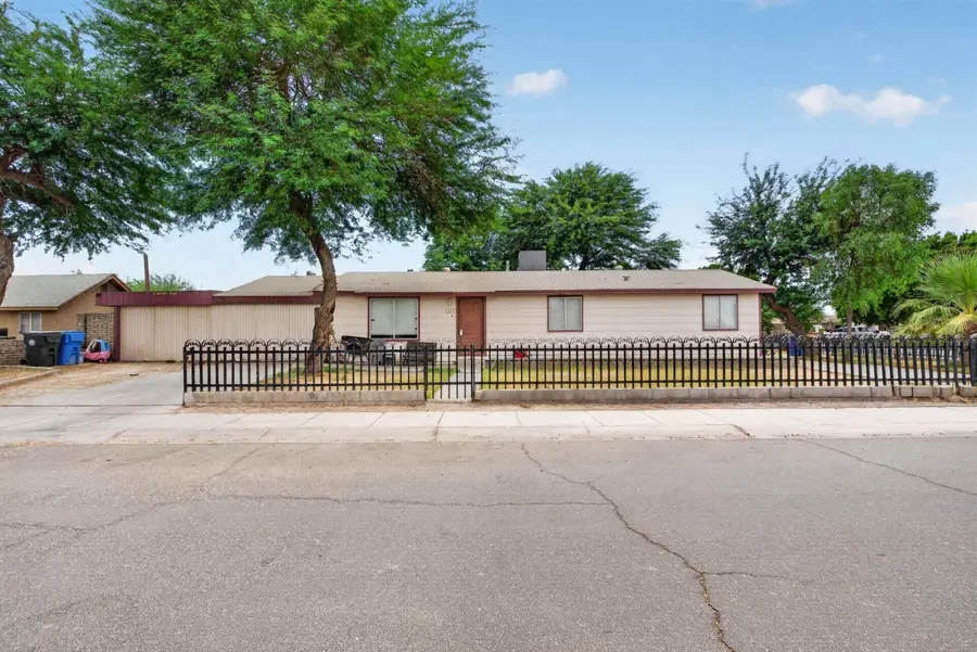 349 W Joshua Street, Somerton, AZ 85350 - #3