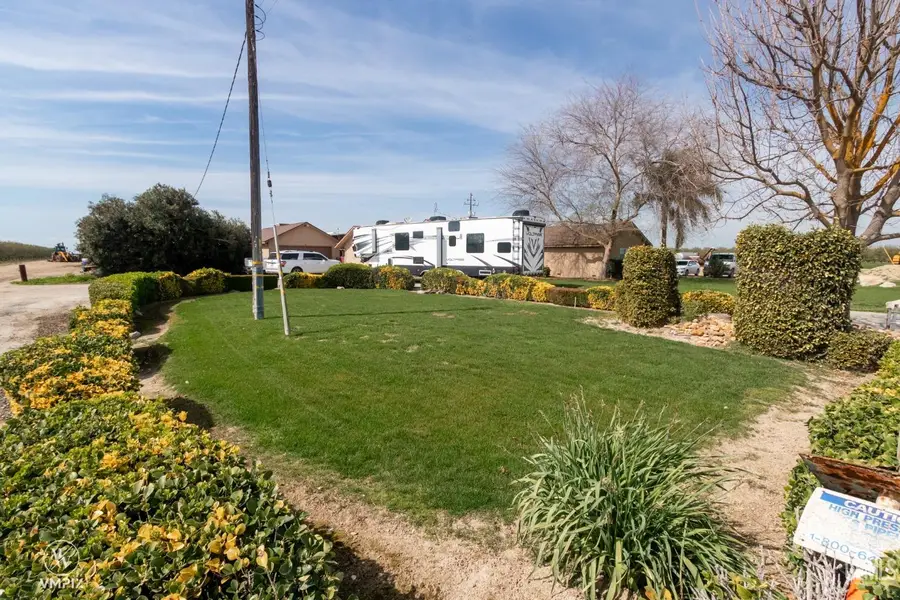 11697 MELCHER ROAD, McFarland, CA 93250 - Image #2