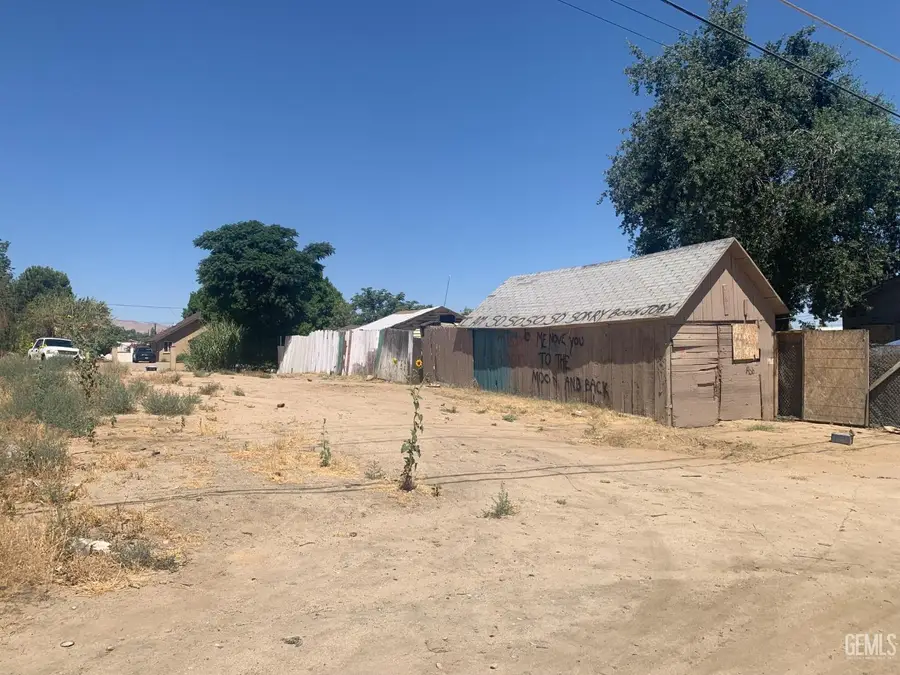 520 NAYLOR AVE AVENUE, Taft, CA 93268 - Image #2