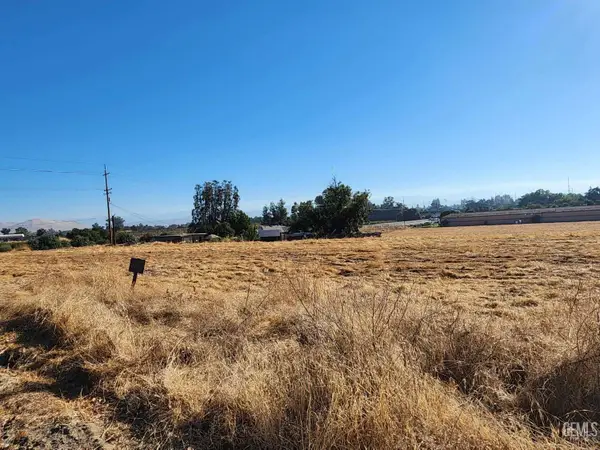 17689 MANNING, Reedley, CA 93654