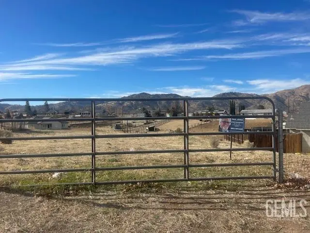 22041 COPPER STREET, Tehachapi, CA 93561 - Image #2