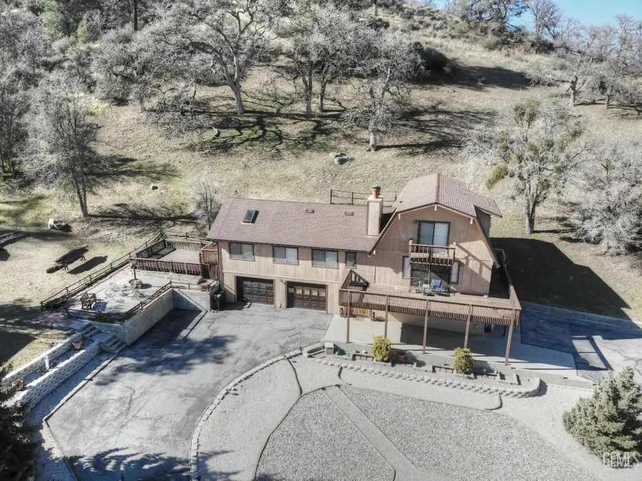 22601 SUNRISE COURT, Tehachapi, CA 93561 - Image #2