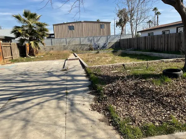 499 PACHECO ROAD #155, Bakersfield, CA 93307