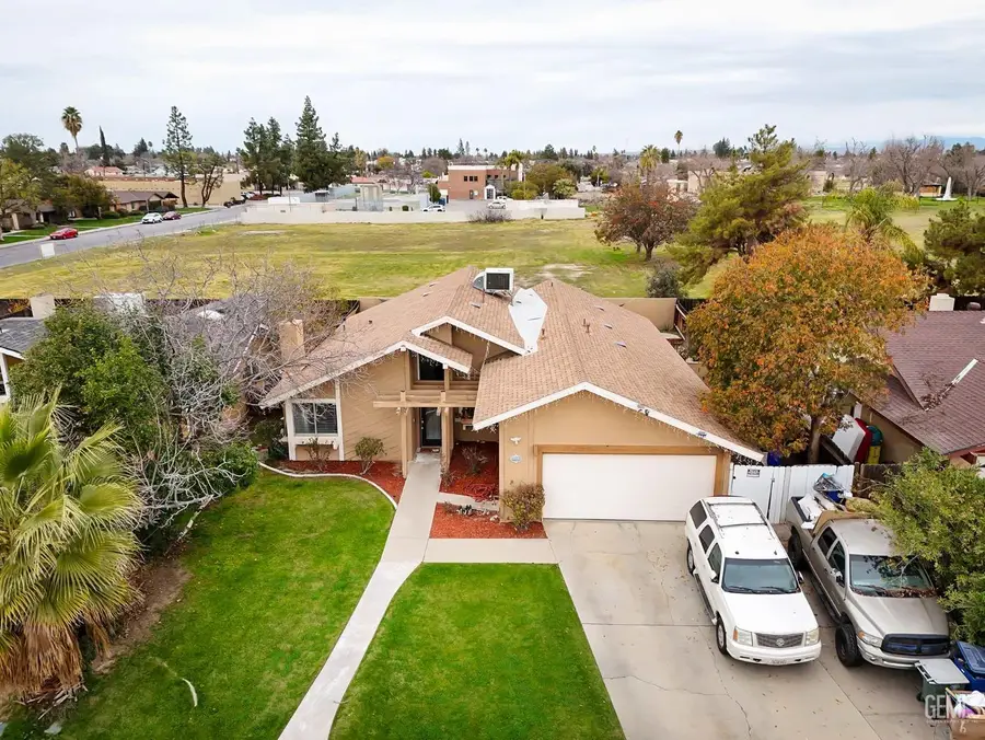4608 POSADA AVENUE, Bakersfield, CA 93309 - Image #2