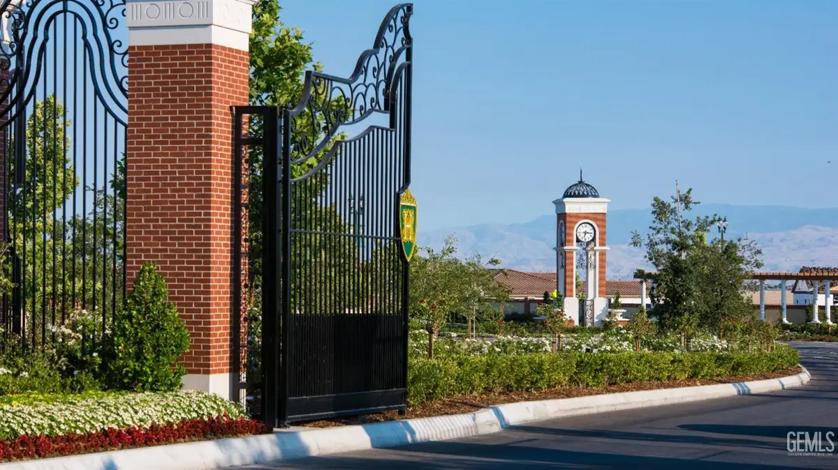 13904 CAMERTON WAY, Bakersfield, CA 93311 - Image #1