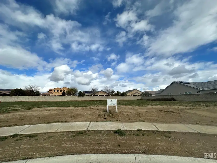 13904 CAMERTON WAY, Bakersfield, CA 93311 - Image #2