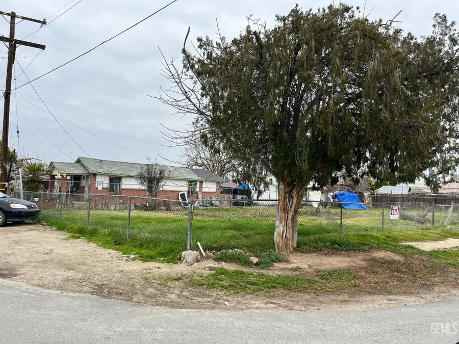 1084 S STATE STREET, Earlimart, CA 93215 - Image #3