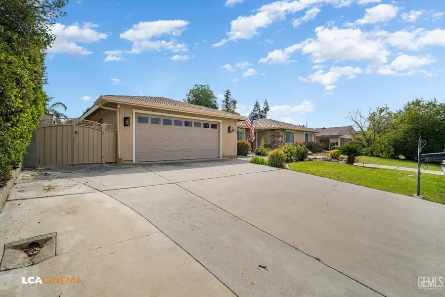 3707 PANORAMA DRIVE, Bakersfield, CA 93306 - Image #3