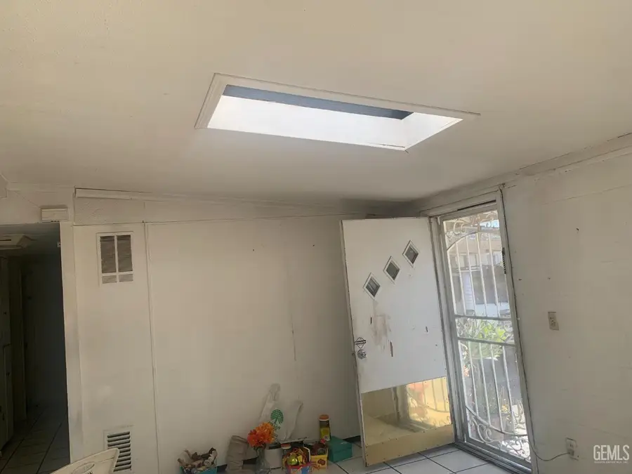 1473 22ND AVENUE, Delano, CA 93215 - Image #3