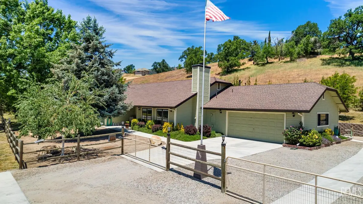 24140 DEERTRAIL DRIVE, Tehachapi, CA 93561 - Image #1