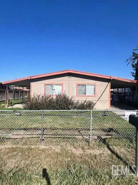 6204 DENNEN STREET, Bakersfield, CA 93313 - Image #1