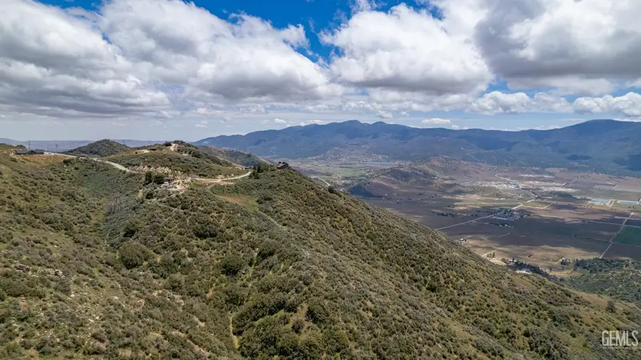 23491 EL RANCHO DRIVE, Tehachapi, CA 93561 - Image #2