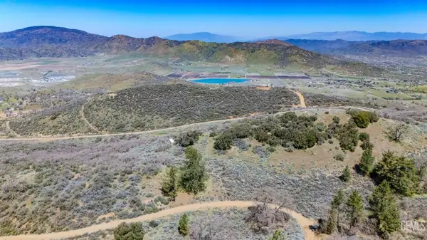23131 CONSTANCE WAY, Tehachapi, CA 93561
