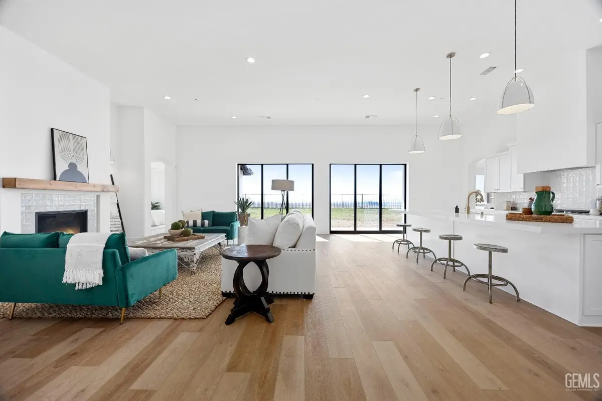 12900 ALTAIR COURT, Bakersfield, CA 93314 - Image #1