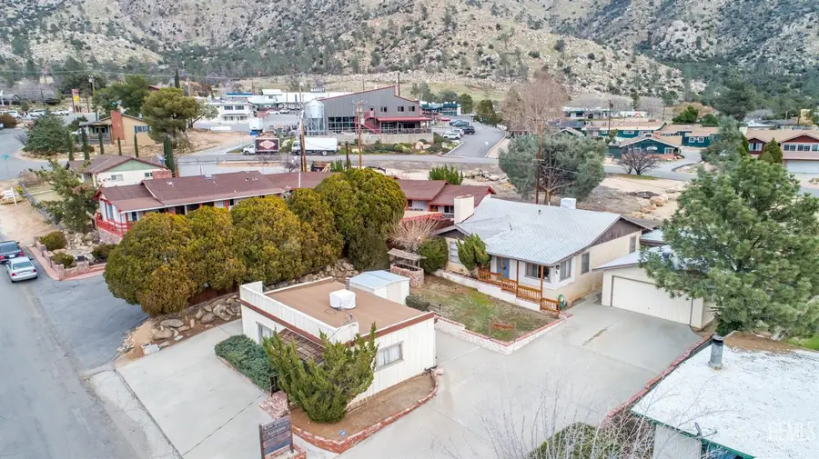 112 BUENA VISTA DRIVE, Kernville, CA 93238 - Image #3