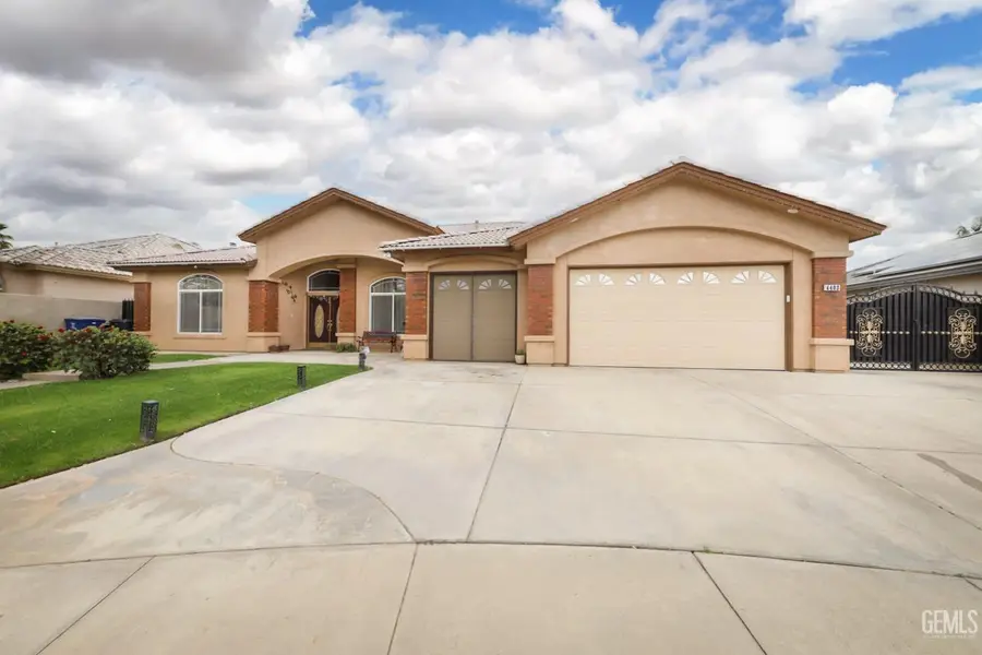 4403 OCEANROCK AVENUE, Bakersfield, CA 93313 - Image #3