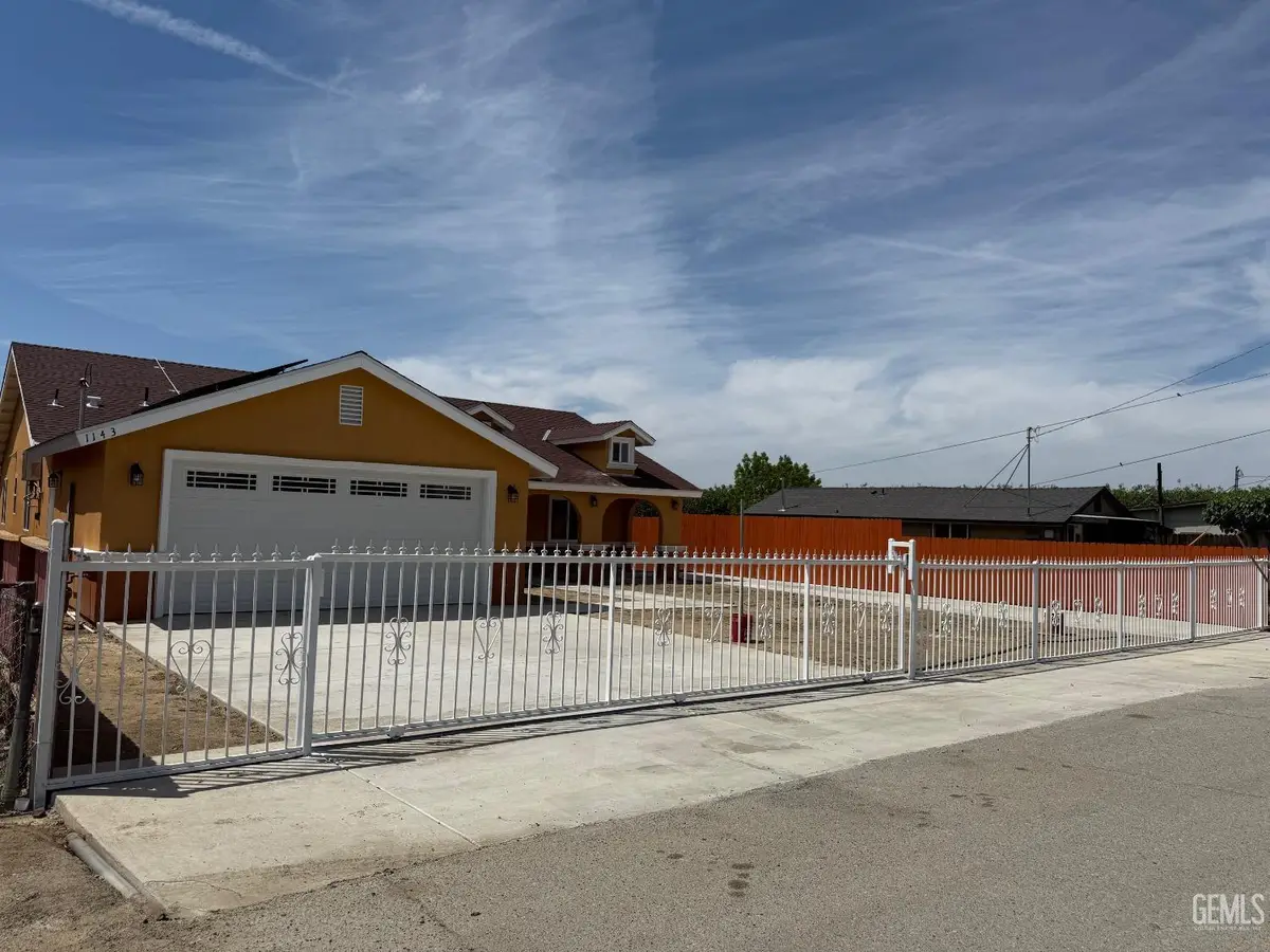 1143 PARK LANE, Shafter, CA 93263 - Image #1